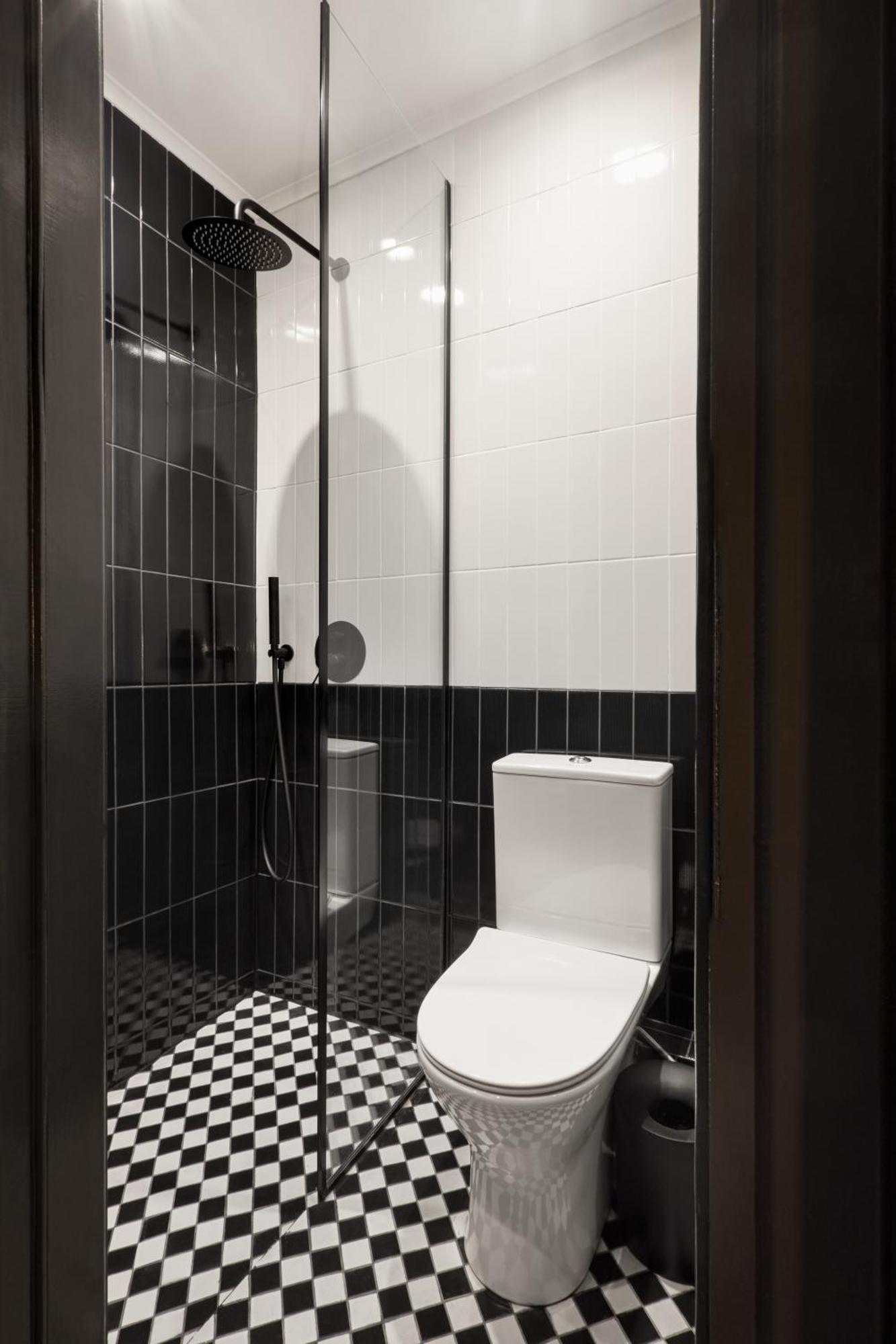 Отель Soho Athinas 60 Афины Экстерьер фото
